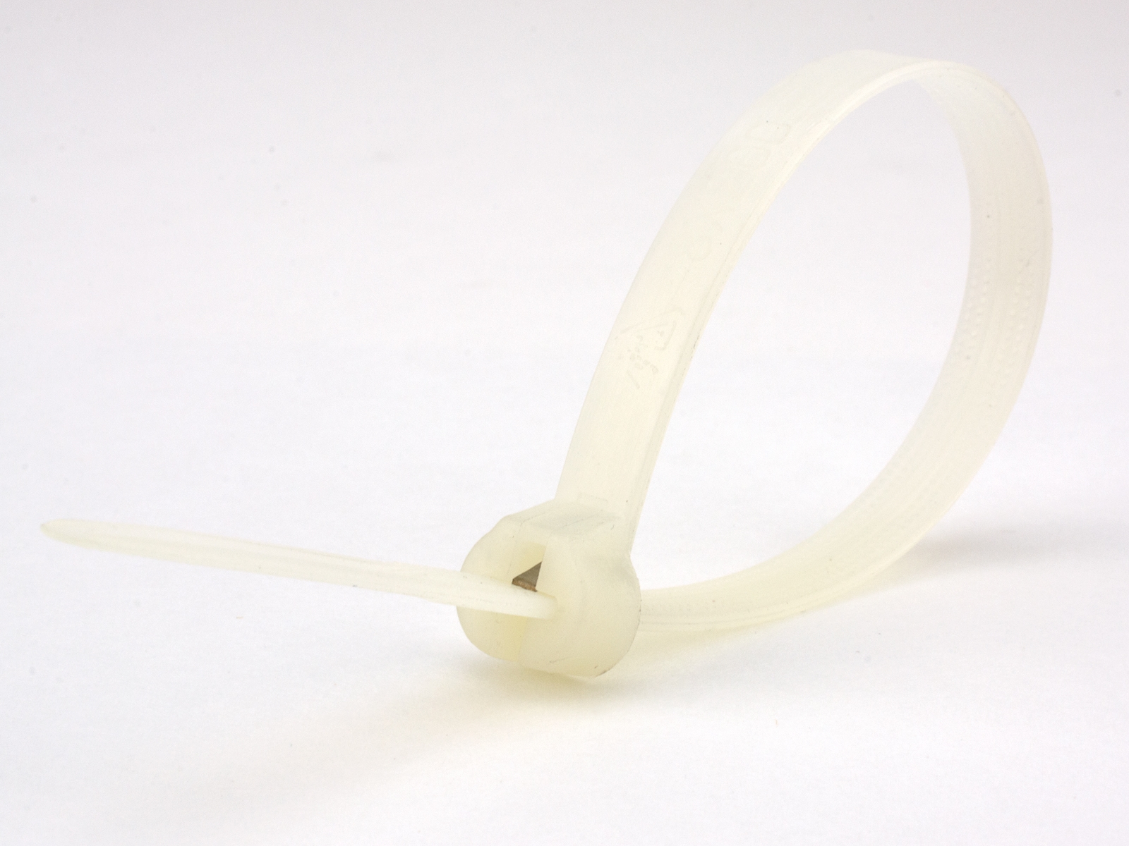 cable tie with metal barb